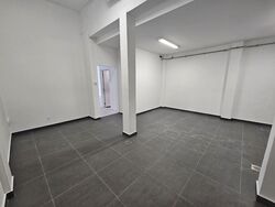Race Course Road (D8), Retail #582269891